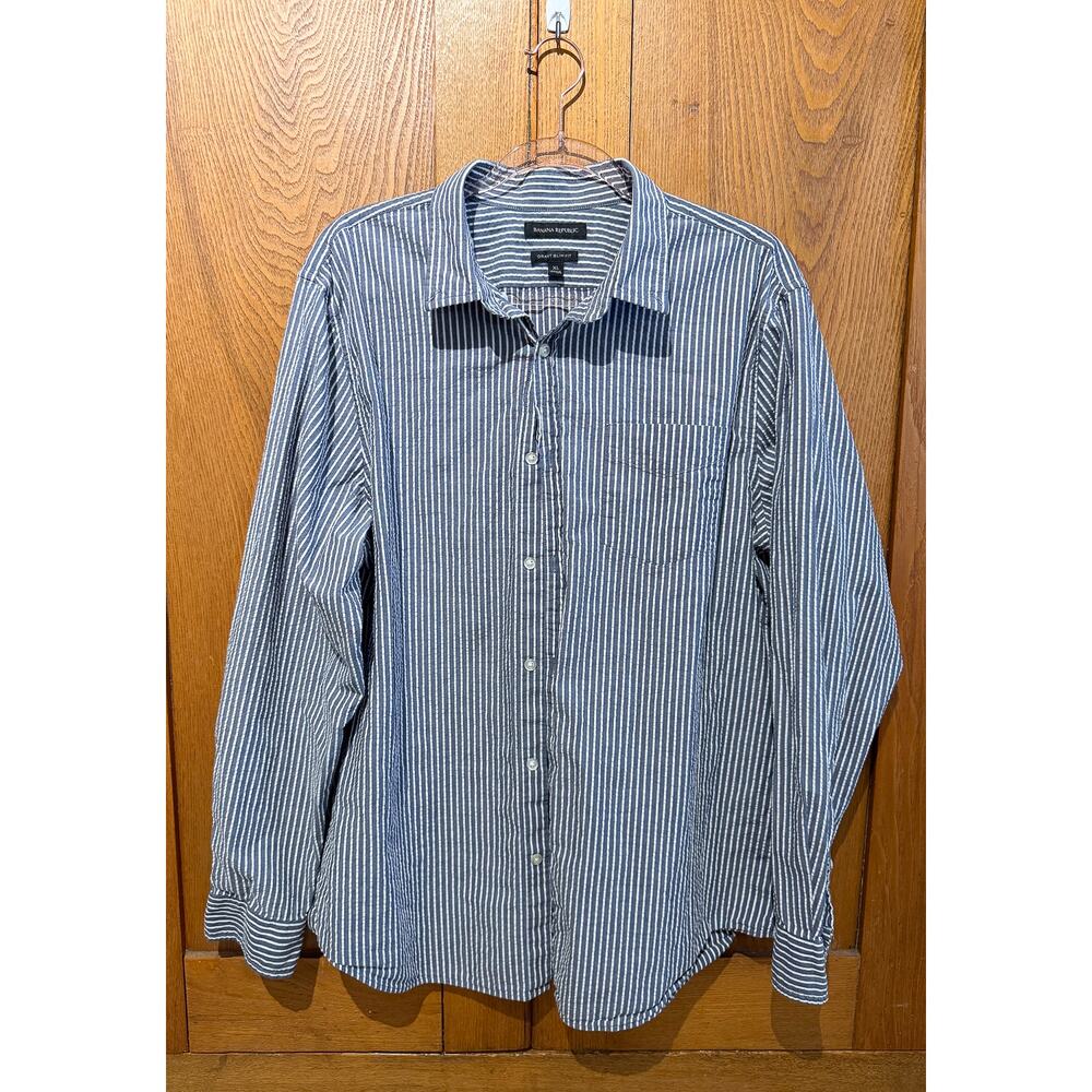 Banana Republic Grant Slim Fit Men’s XL Blue Stripe Button-Down Shirt